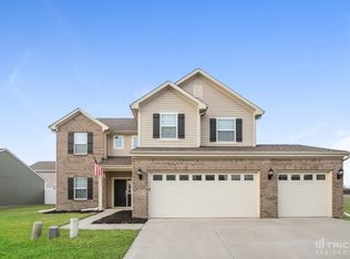 1818 Twelve Oaks Dr, Shelbyville, IN 46176