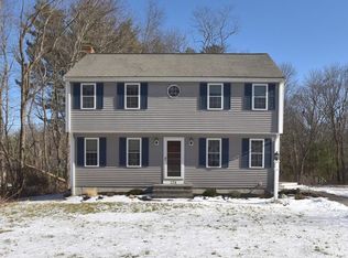 124 Glenwood Pl, Hanson, MA 02341