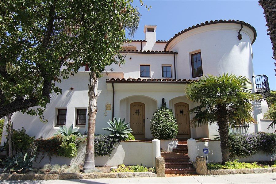 1st image of 210 E Figueroa St #D