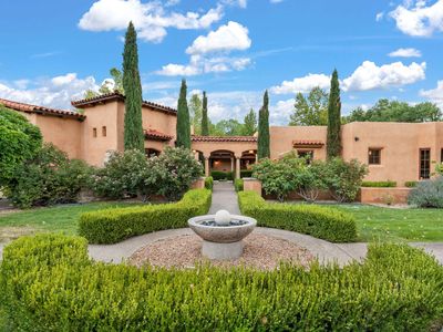 5405 Eakes Rd NW, Los Ranchos De Albuquerque, NM, 87107