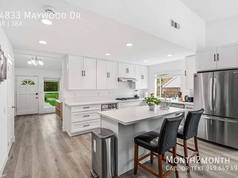 14833 Maywood Dr — Photo 8