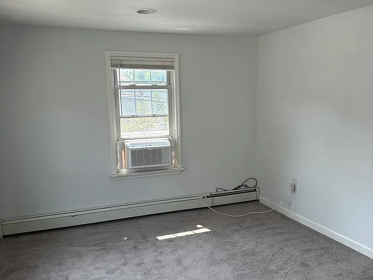41 Clinton Pl — Photo 15