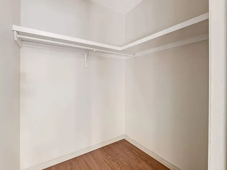 1011 Cassils Rd W #203 — Photo 6