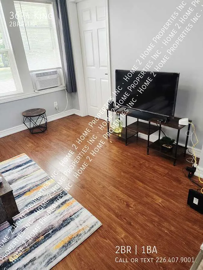 3674 King A house in West Windsor Close to the Battery Plant — Photo 3