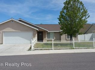 1477 Grey Bluffs Dr, Fernley, NV