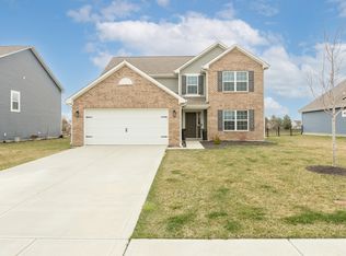 6095 N Cedarwood Dr, McCordsville, IN