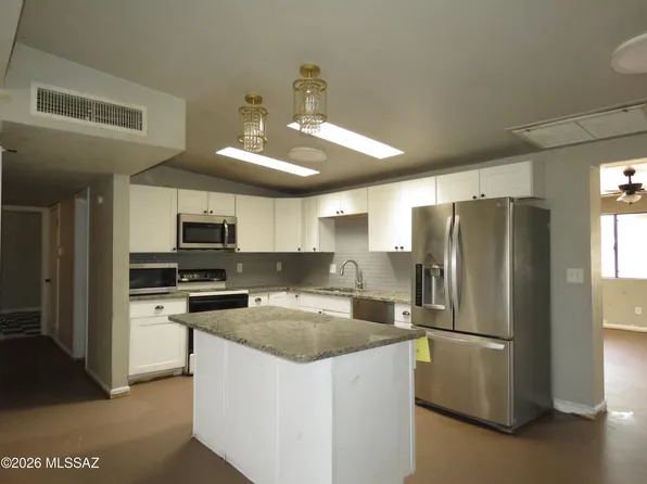 6109 E 32nd St, Tucson, AZ 85711