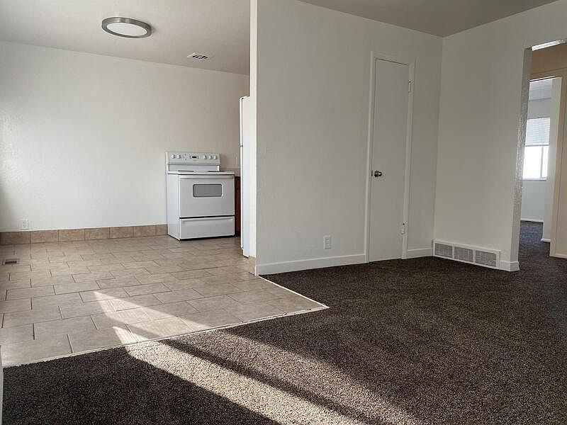 1st image of 1536 S Green St APT 2