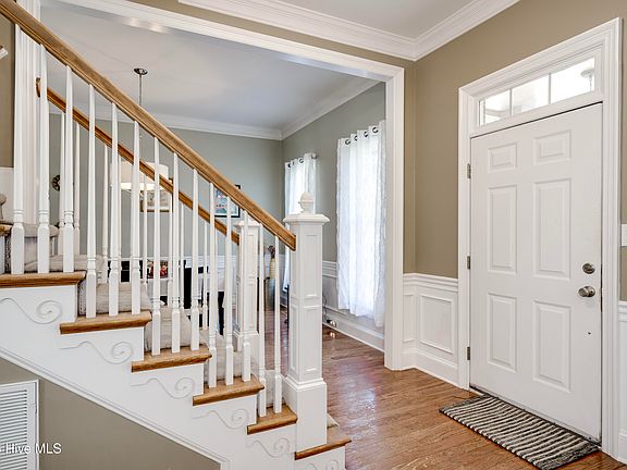 5th image of 1415 Andover Court