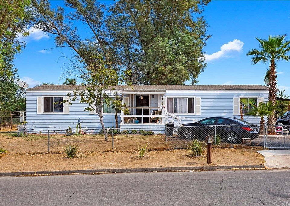 1st image of 29968 13th St