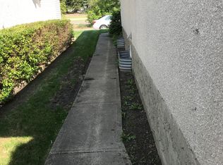 7707 137th Ave NW, Edmonton, AB T5C2L6