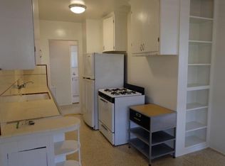 2714 Pacific Ave, Venice, CA 90291