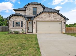 504 Cornerstone Rd, Lindale, TX 75771