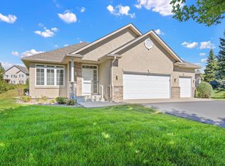 19132 Inndale Dr, Lakeville, MN 55044