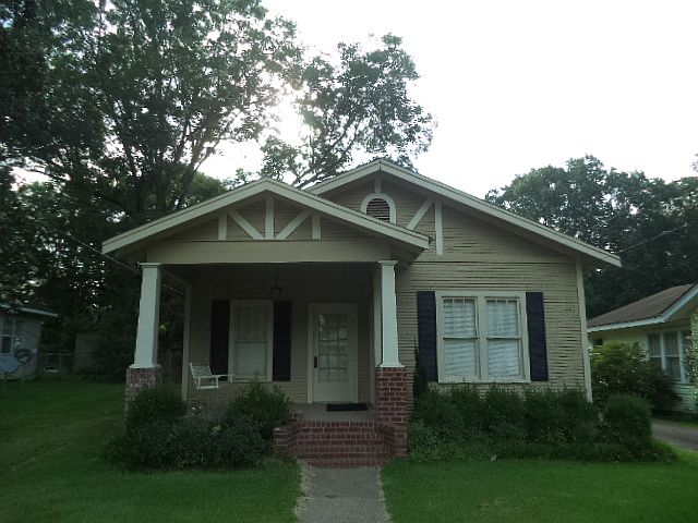 1st image of 608 South Natchez