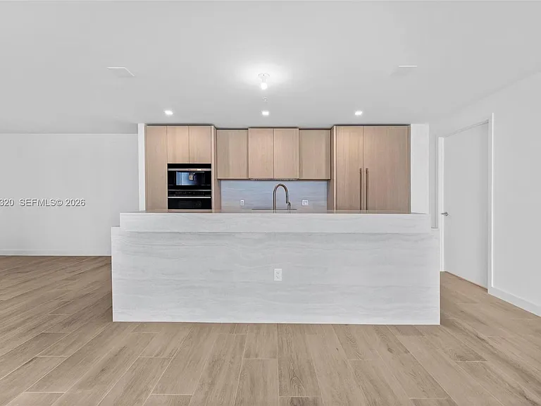 900 N Ocean Blvd #1202 — Photo 15