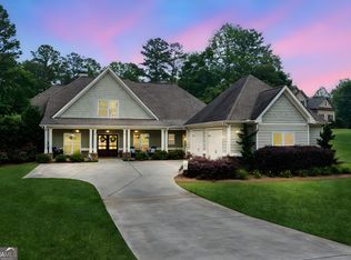 28 Dawson Manor Ct, Dawsonville, GA 30534