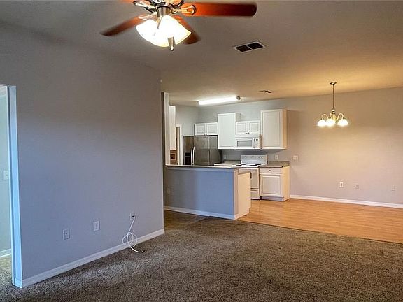 5th image of 8006 Hemingway Cir #8006