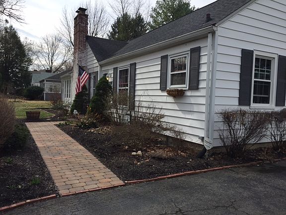 2nd image of 5814 N Oxford St