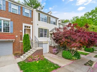 12221 Wye Oak Commons Cir, Burke, VA 22015