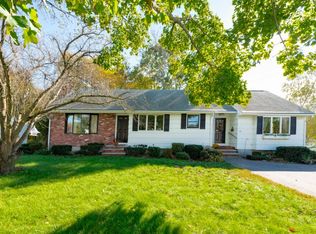 41 Tupelo St, Brockton, MA 02301