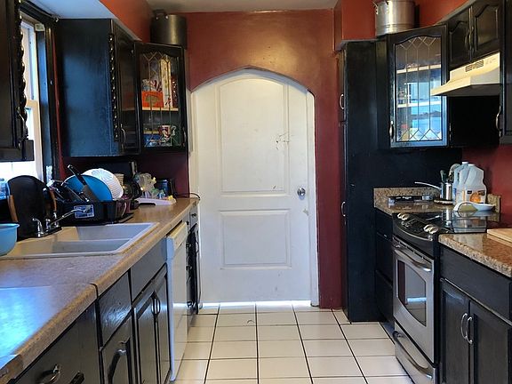 4th image of 2815 Eshcol Ave