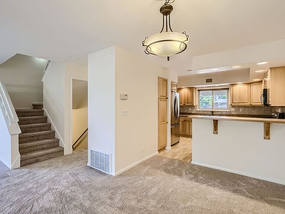 4th image of 1538 Chambers Dr