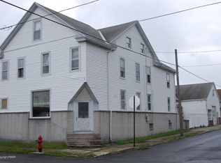 101 E Hazard St, Summit Hill, PA 18250
