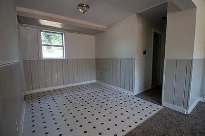1510 SE Riverside Dr — Photo 5