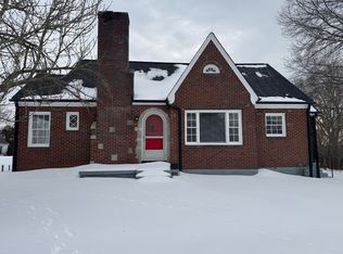 206 Greyson St, Martinsville, VA 24112