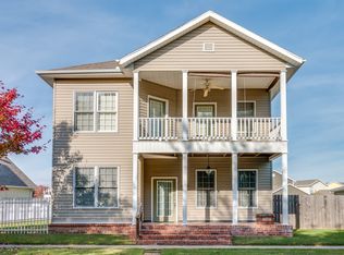 3552 W Thames Dr, Fayetteville, AR 72704