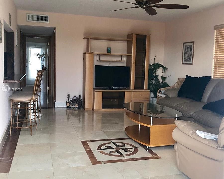 1st image of 455 Golden Isles Dr APT 301