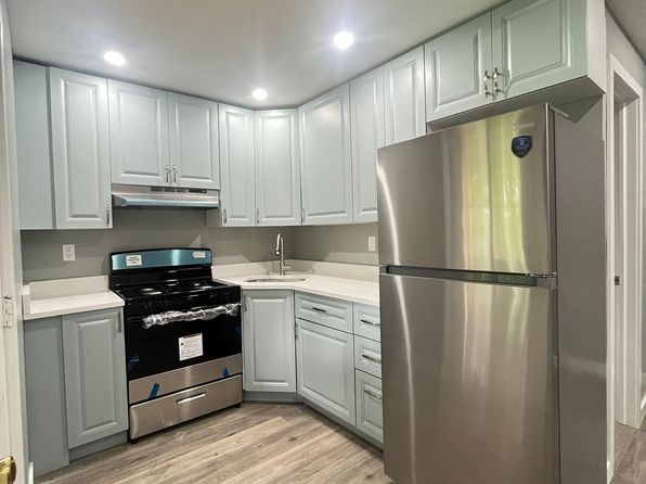 57 Waller St #1R