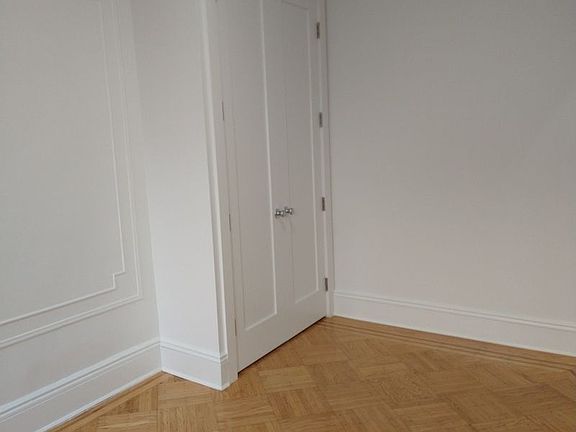 5th image of 298 7th Ave APT 2