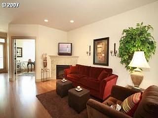 4th image of 1903 NE 49th Way