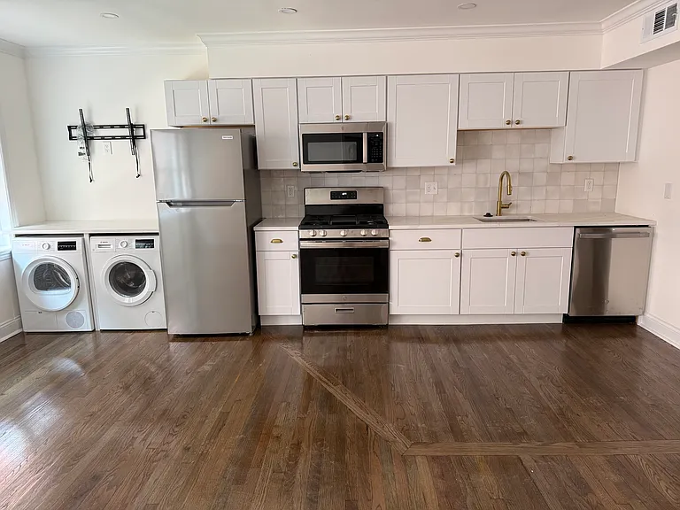 765 Westwood Dr — Photo 21
