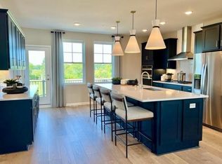875 I Falls Psge W, Saint Paul, MN 55116
