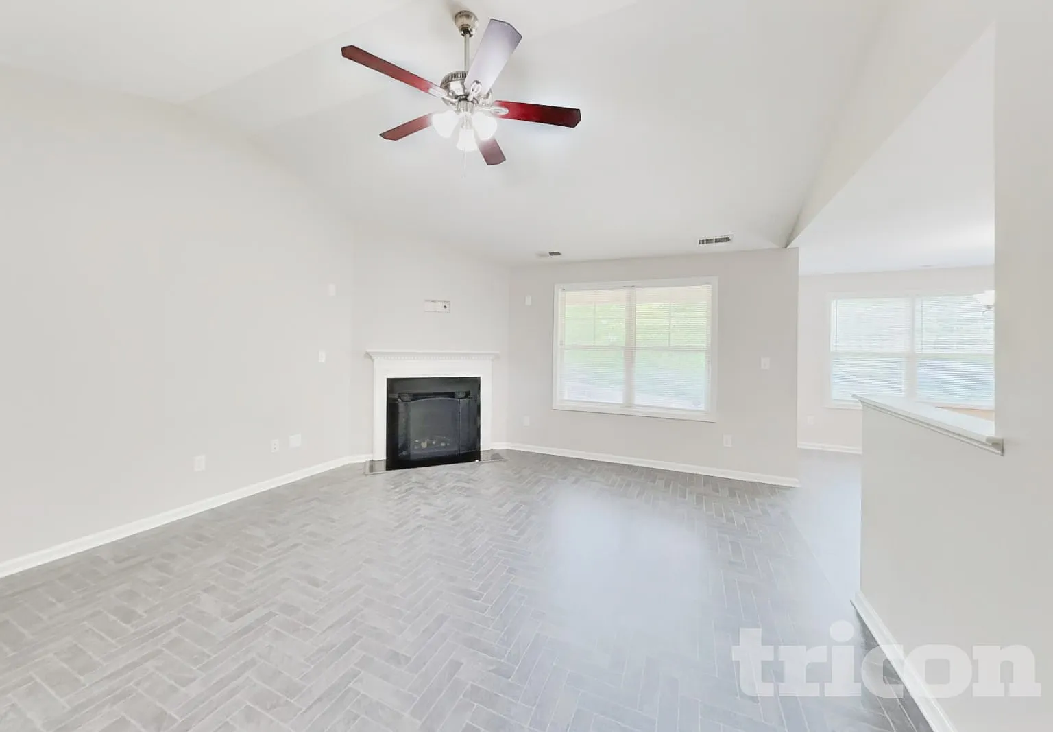 295 New Castle Lane Spring Lake NC — Photo 3