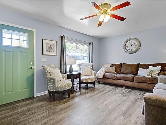 3rd image of 508 W 90th St