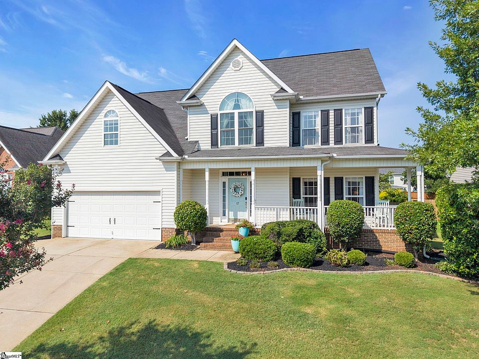 1st image of 17 Hoptree Dr