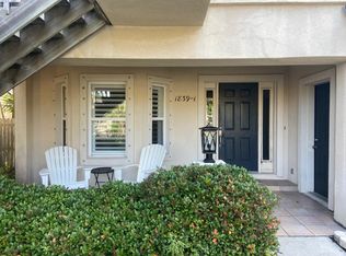 1839 Ocean Grove Dr, Atlantic Beach, FL 32233