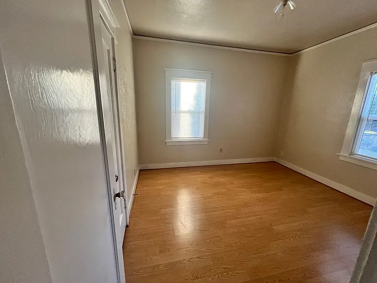 314 S Arroyo Seco St — Photo 12