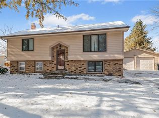 304 NW Beechwood St, Ankeny, IA 50023