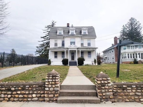 1678 Northampton St UNIT 2