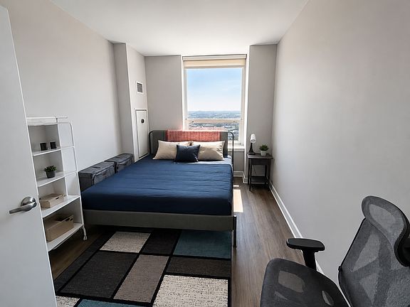 4th image of 780 W Adams St #3106