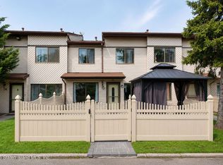 36 Selvin Loop, Staten Island, NY 10303