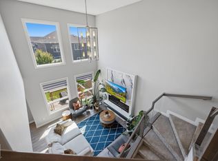 3870 Robins Cres NW, Edmonton, AB T5S 0M8