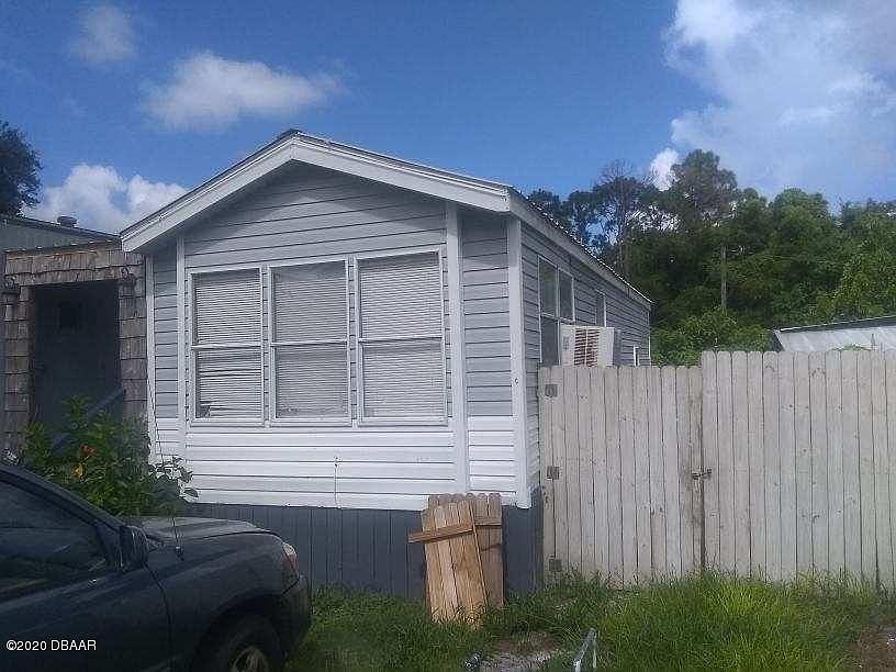 1st image of 415 Ward Dr