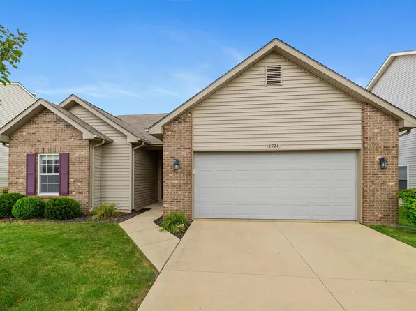 1924 Morgan Creek Dr, Fort Wayne, IN 46808