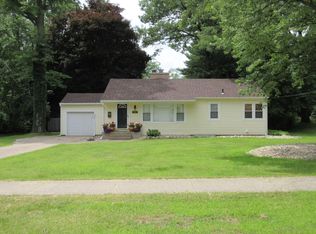 2210 Wilson Ct, Saint Joseph, MI 49085